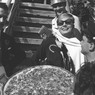 Aeroporto di Ciampino: riprese del film "La dolce vita". Presenti Fellini, Anita Ekberg, Walter Chiari, Mastroianni e i giornalisti