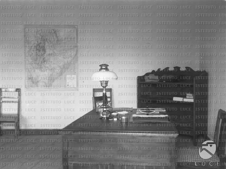 AO/AO047/AO00003182.JPG