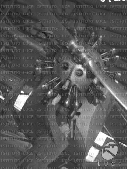 AO/AO048/AO00003253.JPG