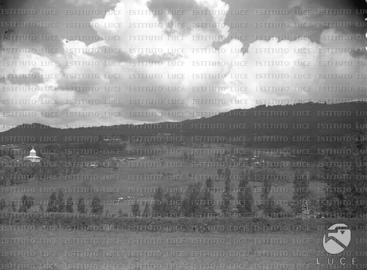 AO/AO054/AO00003650.JPG