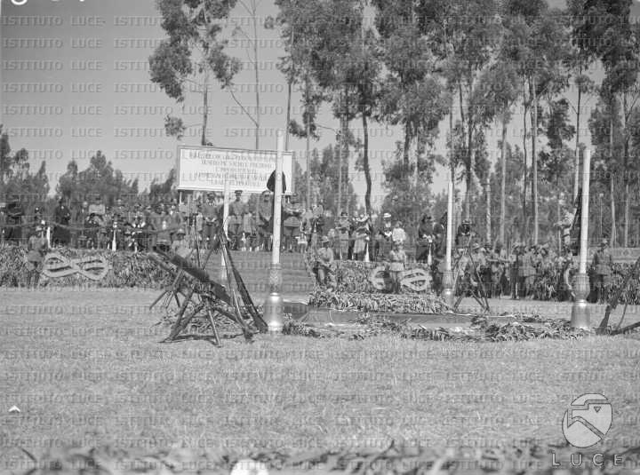 AO/AO060/AO00004019.JPG
