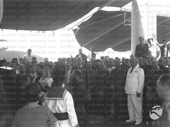 AO/AO103/AO00006876.JPG