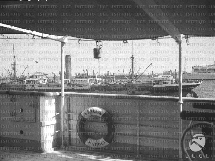 AO/AO111/AO00007444.JPG