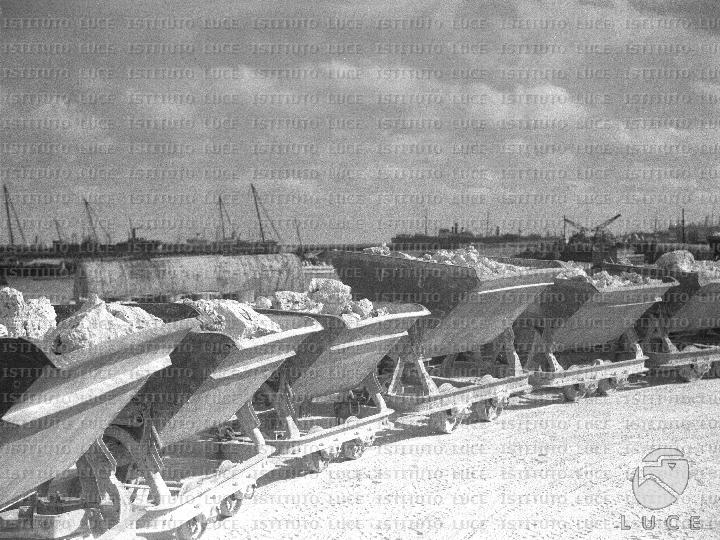 AO/AO112/AO00007526.JPG