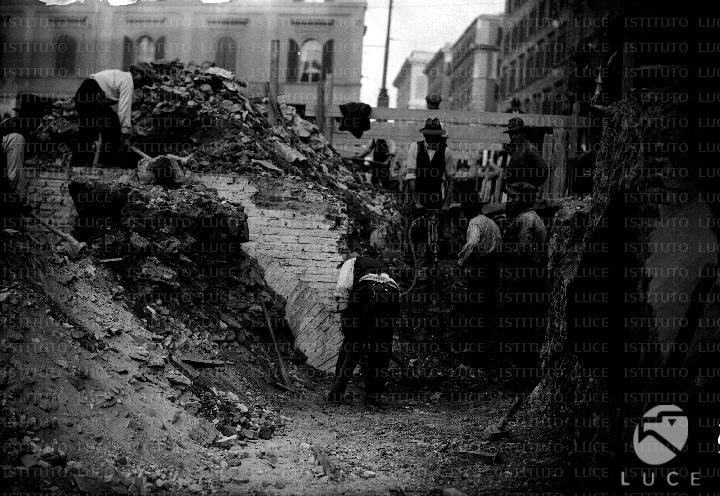 ATTUALITA/A27-026/A00001670.JPG