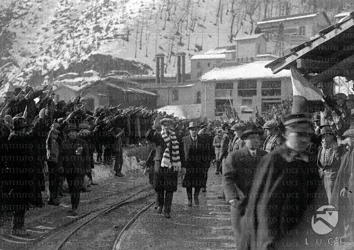 ATTUALITA/A27-104/A00007403.JPG