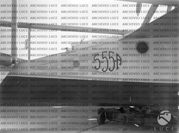 Fiancata di un idrovolante Savoia Marchetti 