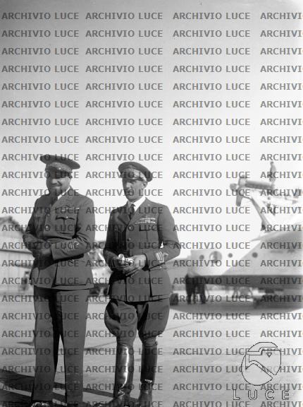 Il ministro Balbo e il tenente colonnello Maddalena, comandanti della
