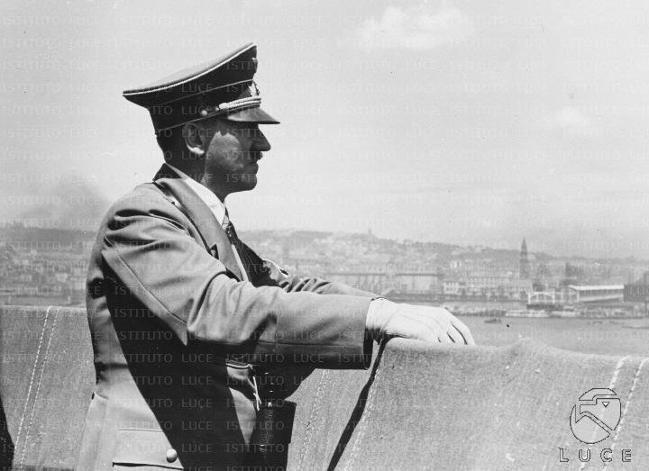ATTUALITA/FUHRER03/A00082607.JPG