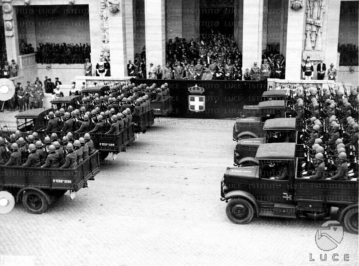 ATTUALITA/FUHRER04/A00082726.JPG