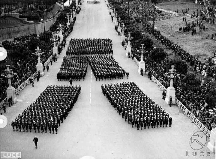 ATTUALITA/FUHRER04/A00082729.JPG