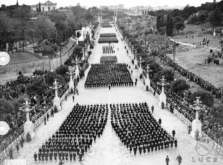 ATTUALITA/FUHRER04/A00082739.JPG