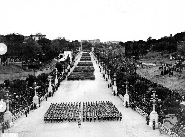 ATTUALITA/FUHRER04/A00082741.JPG