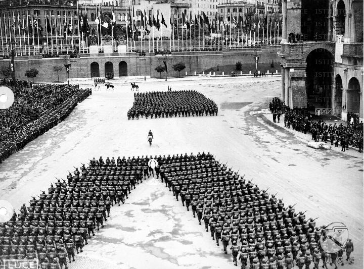 ATTUALITA/FUHRER04/A00082745.JPG