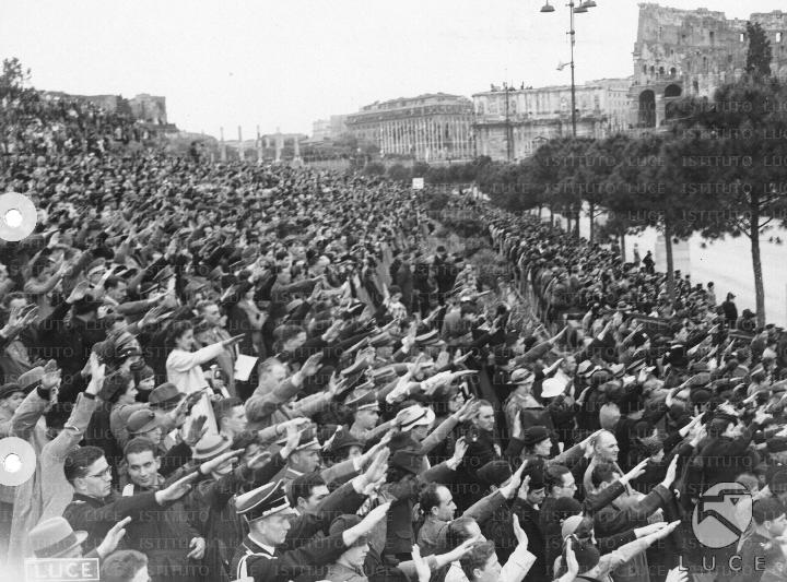 ATTUALITA/FUHRER04/A00082777.JPG