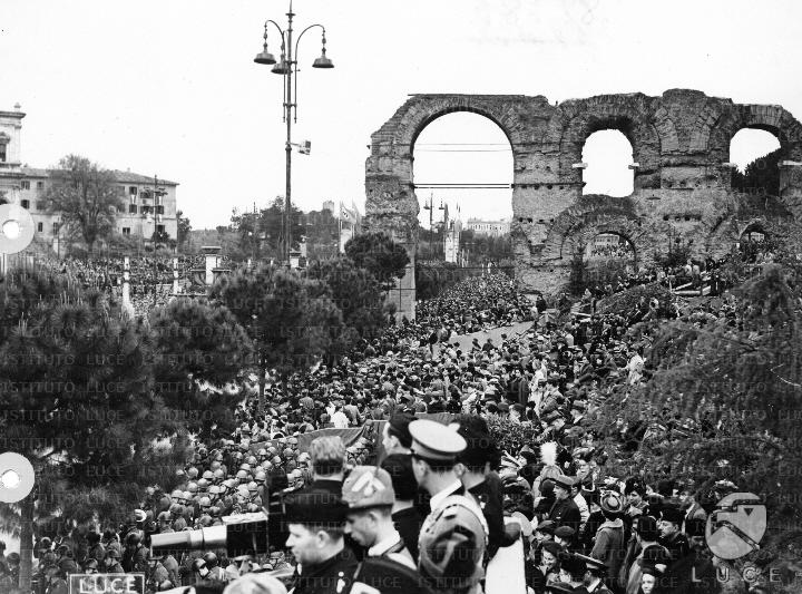 ATTUALITA/FUHRER04/A00082781.JPG
