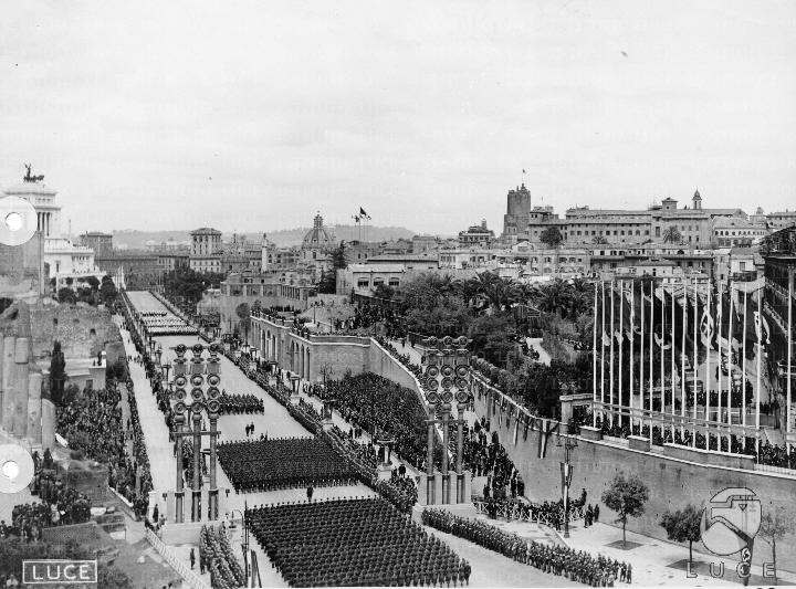 ATTUALITA/FUHRER04/A00082785.JPG