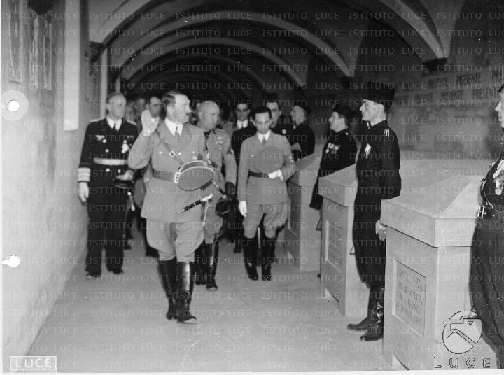 ATTUALITA/FUHRER06/A00083015.JPG