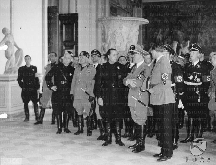 ATTUALITA/FUHRER07/A00083095.JPG