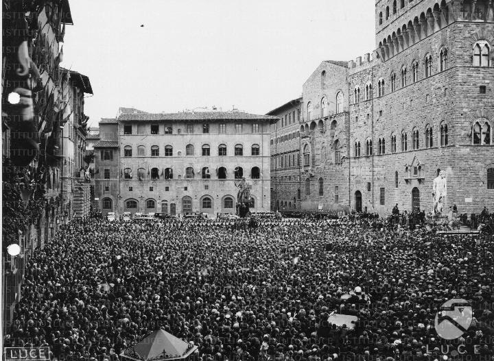 ATTUALITA/FUHRER07/A00083129.JPG