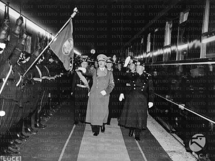 ATTUALITA/FUHRER07/A00083140.JPG