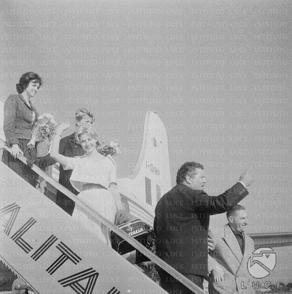DIAL/D332/D332-19.JPG