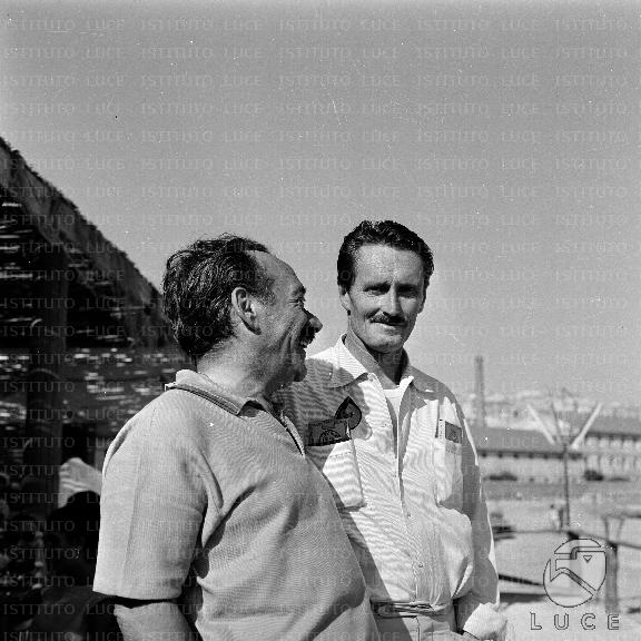 Umberto Spadaro e Pietro Germi sul set del film Sedotta e abbandonata