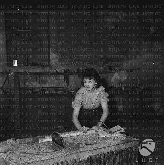 DIAL/DAD001/DAD001-79.JPG
