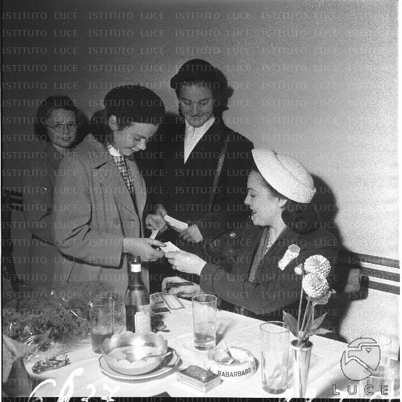 FV/NTH00003/FV00000657.JPG FV/NTH00003/FV00000657.JPG