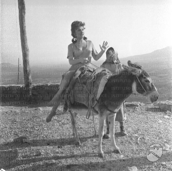 Immagini Del Set Del Film Pane Amore E Gelosia Con Gina Lollobrigida