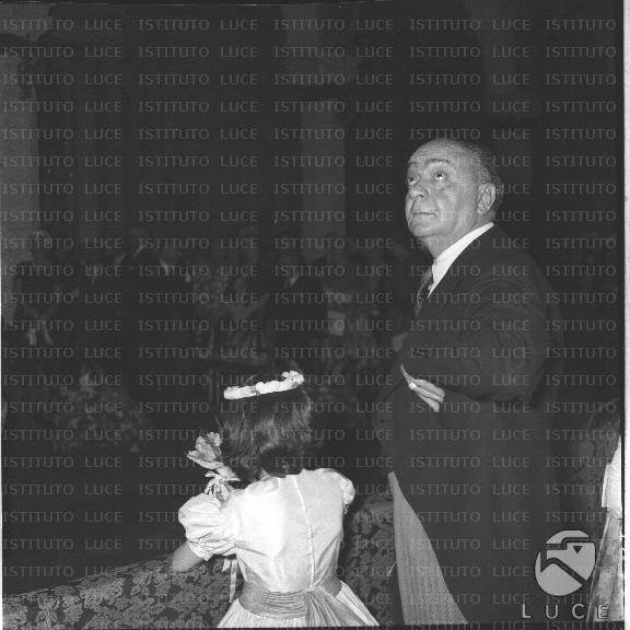 Nozze del principe Mario Chigi Albani con la contessa Ismene Larussa