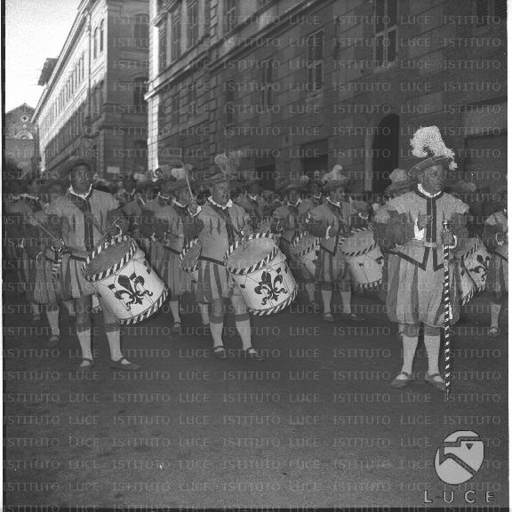 Calcio Alle Olimpiadi Squadra Della Fiorentina In Costume D Epoca E