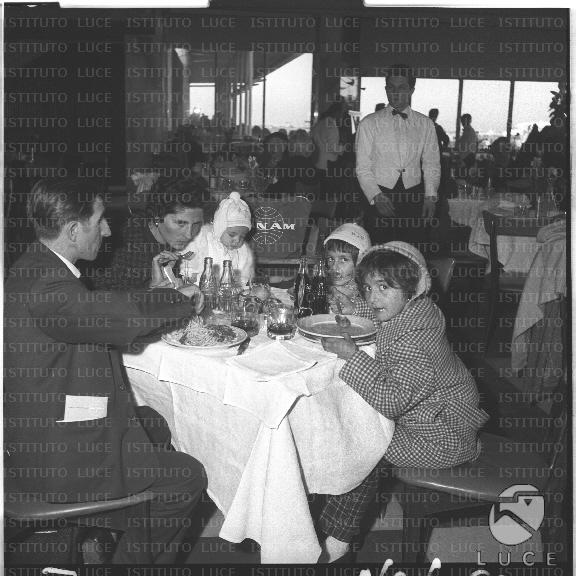 FV/NTH00518/FV00113584.JPG FV/NTH00518/FV00113584.JPG