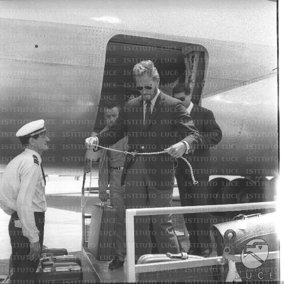 FV2/NTH00796/FV00172217.JPG