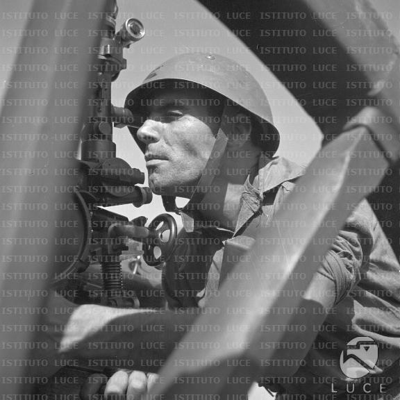 Rastrello Giunto Malta 225 Mm Chiodo Muratura Profondit&agrave; Regolabile Strumento Pu