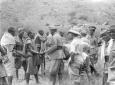 Militari e civili eritrei