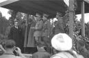 Palco delle autorit con Graziani e Cortese