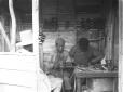 Calzolai al mercato di Addis Abeba