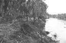 Postazioni difensive lungo un fiume