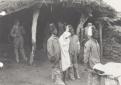 Alcuni ascari allontanano dei malati indigeni (for ...