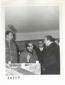Giulio Andreotti visita gli stabilimenti. Un dirig ...