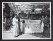Manifestazione fieristica. Su un cartello, posto d ...