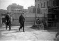 Mussolini visita i cantieri del centro storico