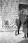 Mussolini conversa a Villa Torlonia