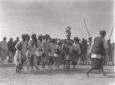 Gruppo di somali, in abiti tradizionali, durante u ...