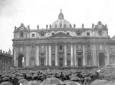 I fedeli in piazza San Pietro