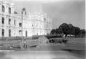 Il palazzo del Maharajah. Un cannone nel giardino