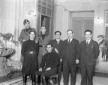 Uscieri e militi in una sala di Palazzo Vidoni. Ca ...