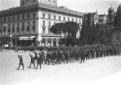 Sfilata di camicie nere su Piazza Venezia