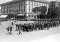 Una lunga sfilata di reduci su Piazza Venezia